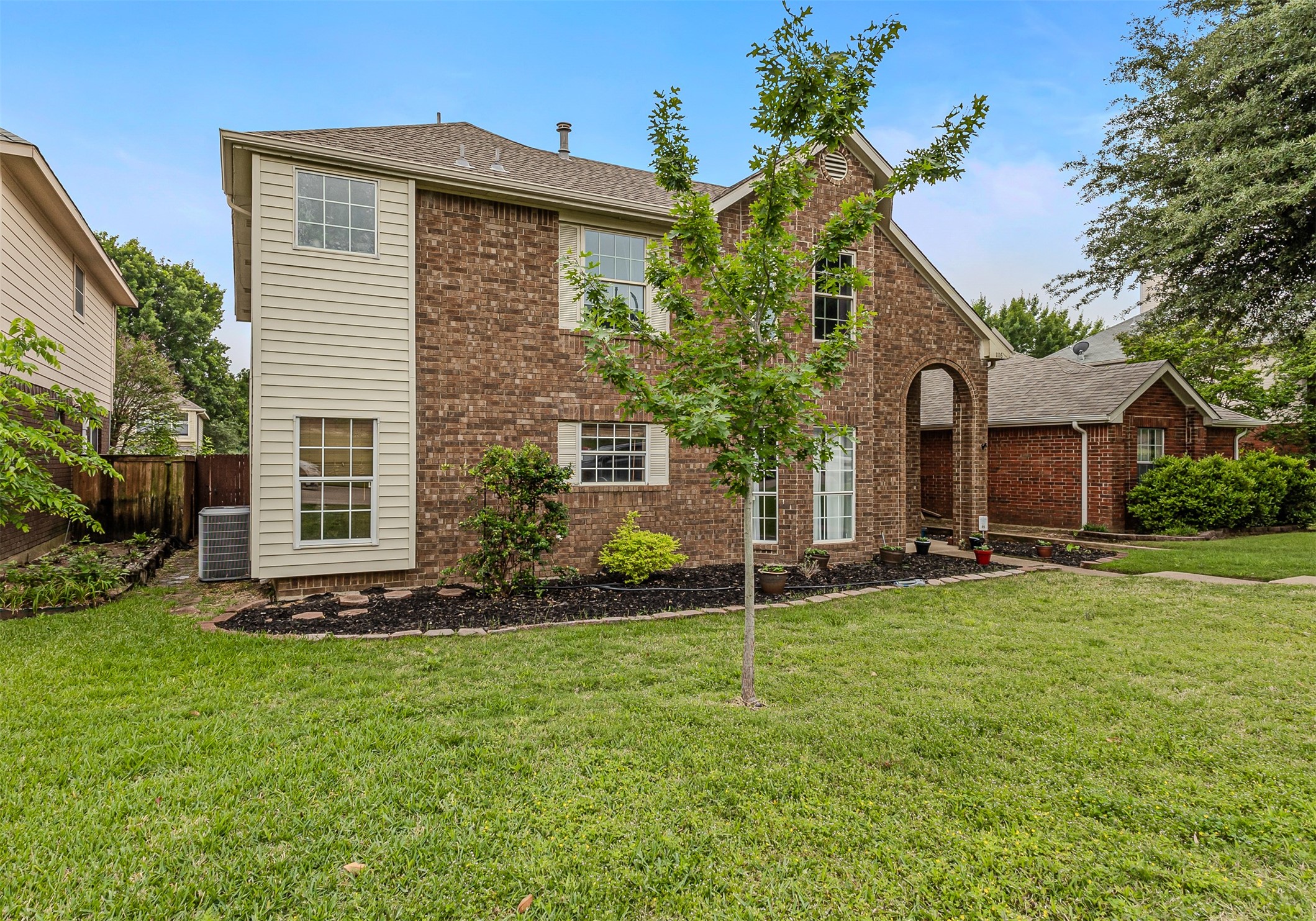 1116 Heather Lane Carrollton TX 75010