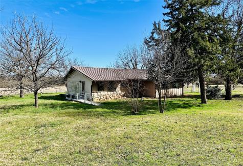 409 3rd Street Blanket TX 76432