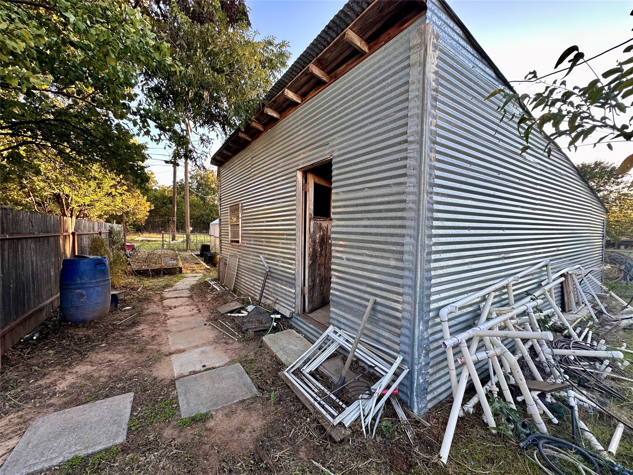 107 N Arkansas Street Seymour TX 76380