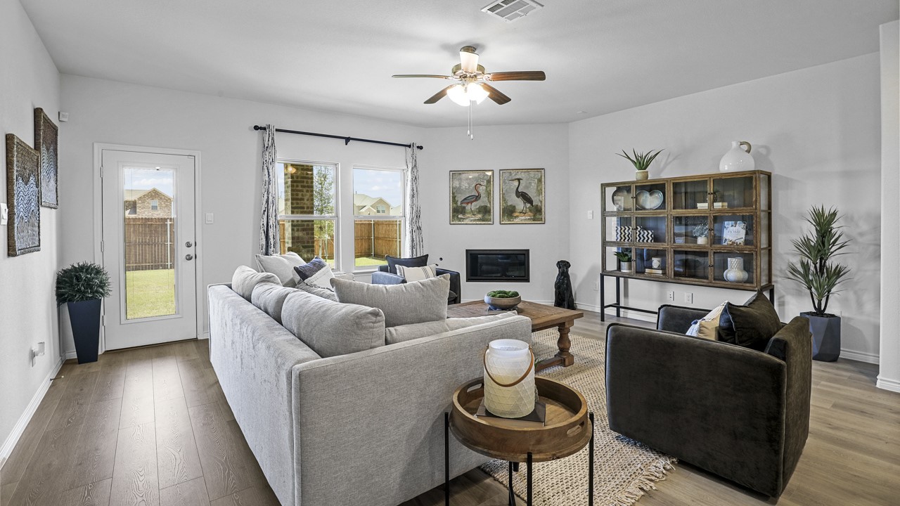 427 Epiphany Lane Lavon TX 75166