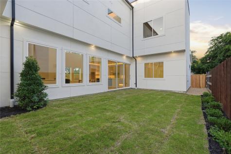 3358 Sylvan Avenue Dallas TX 75212