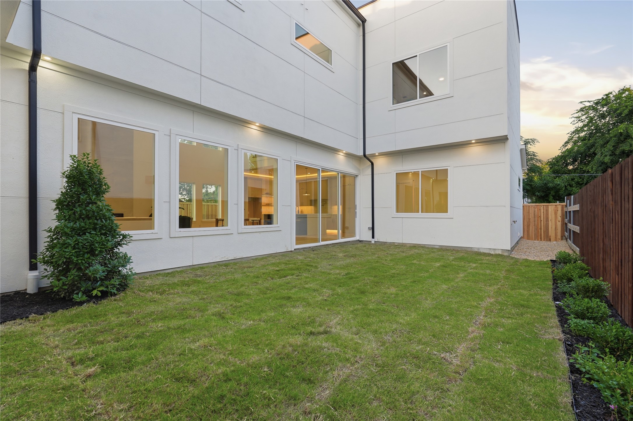 3358 Sylvan Avenue Dallas TX 75212