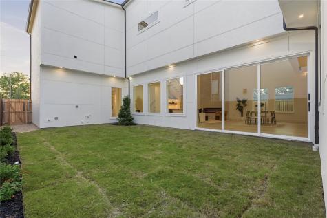 3358 Sylvan Avenue Dallas TX 75212
