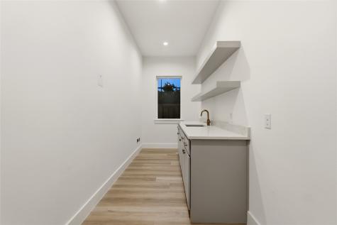 3358 Sylvan Avenue Dallas TX 75212