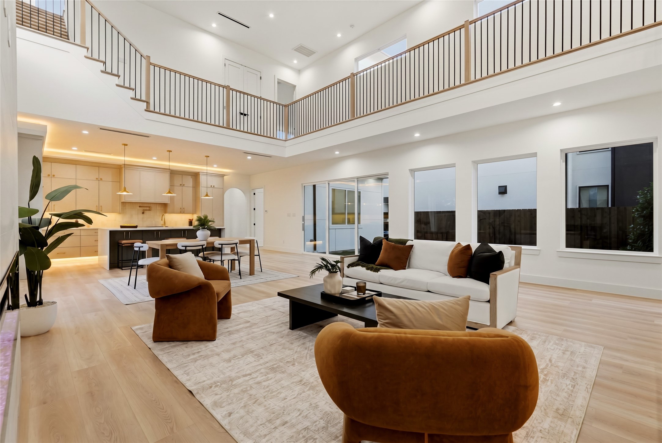 3358 Sylvan Avenue Dallas TX 75212