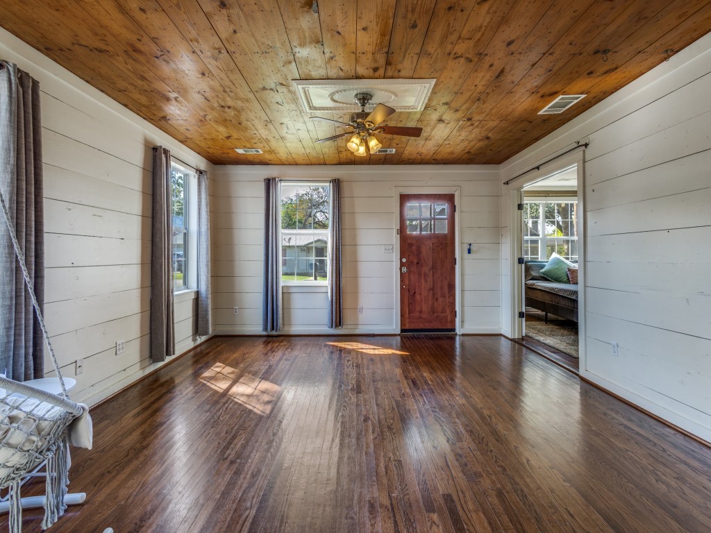 904 Florence Street Mckinney TX 75069