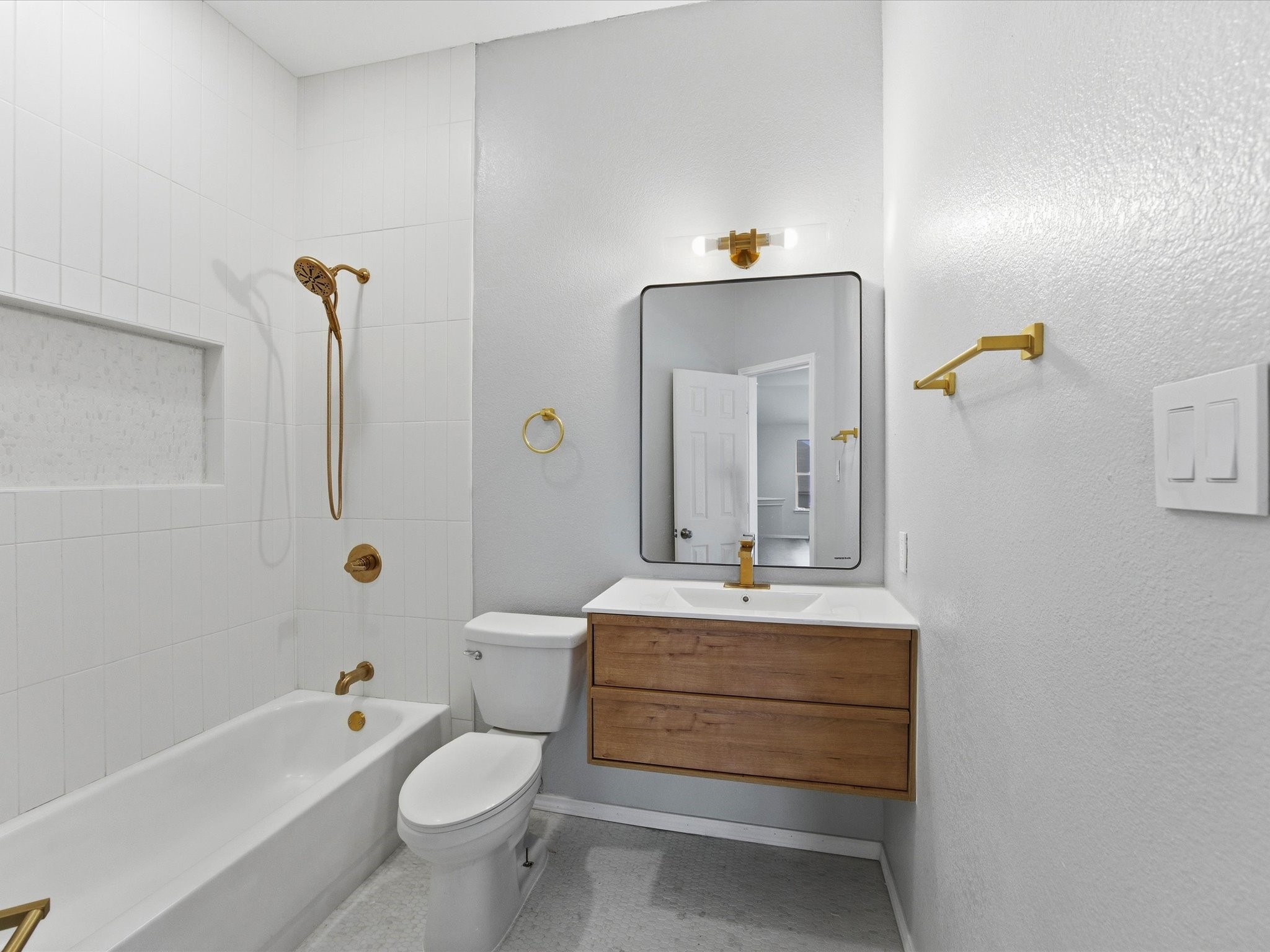 137 Heritage Drive Crowley TX 76036