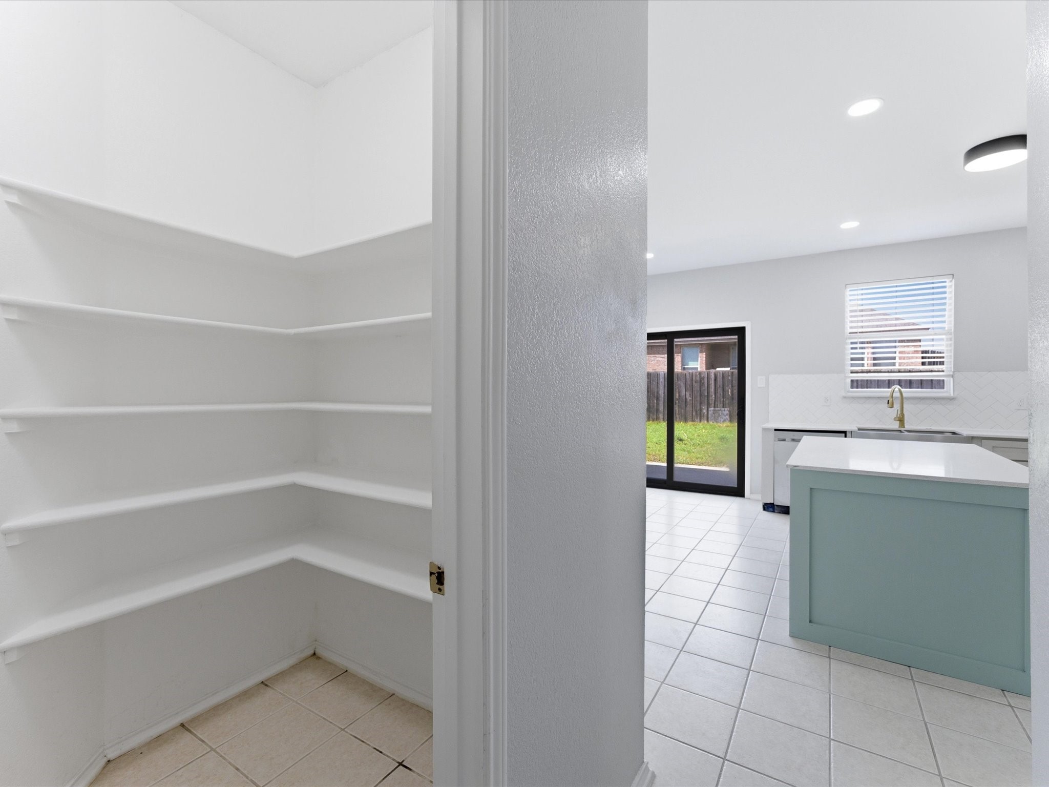 137 Heritage Drive Crowley TX 76036