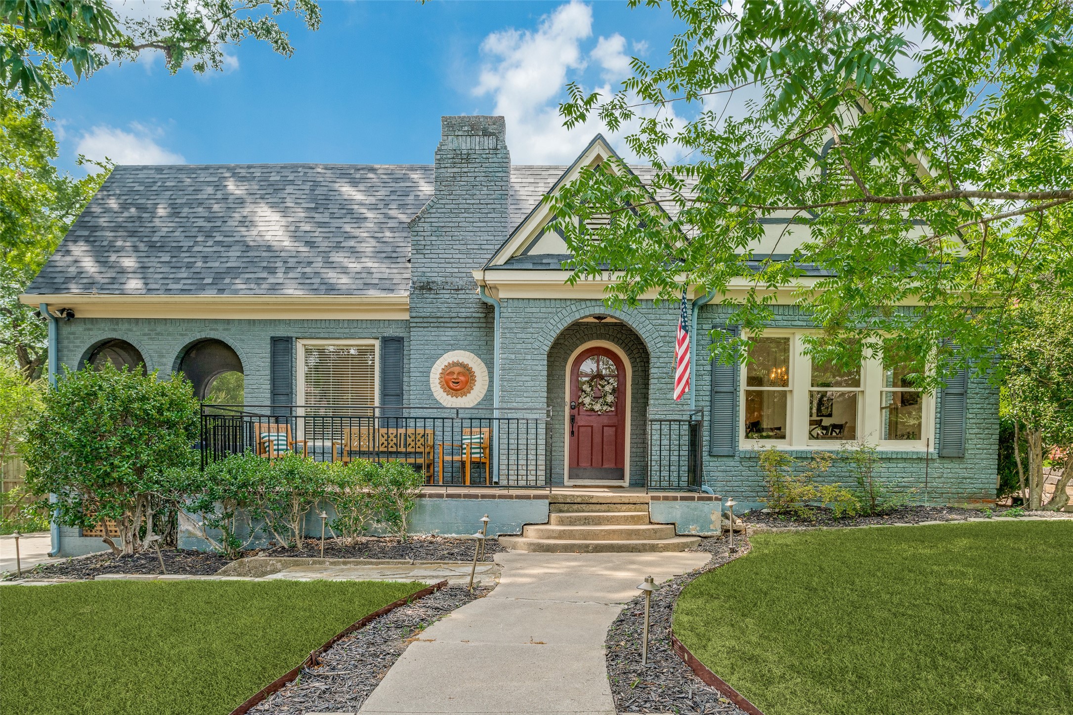 6918 Shook Avenue Dallas TX 75214