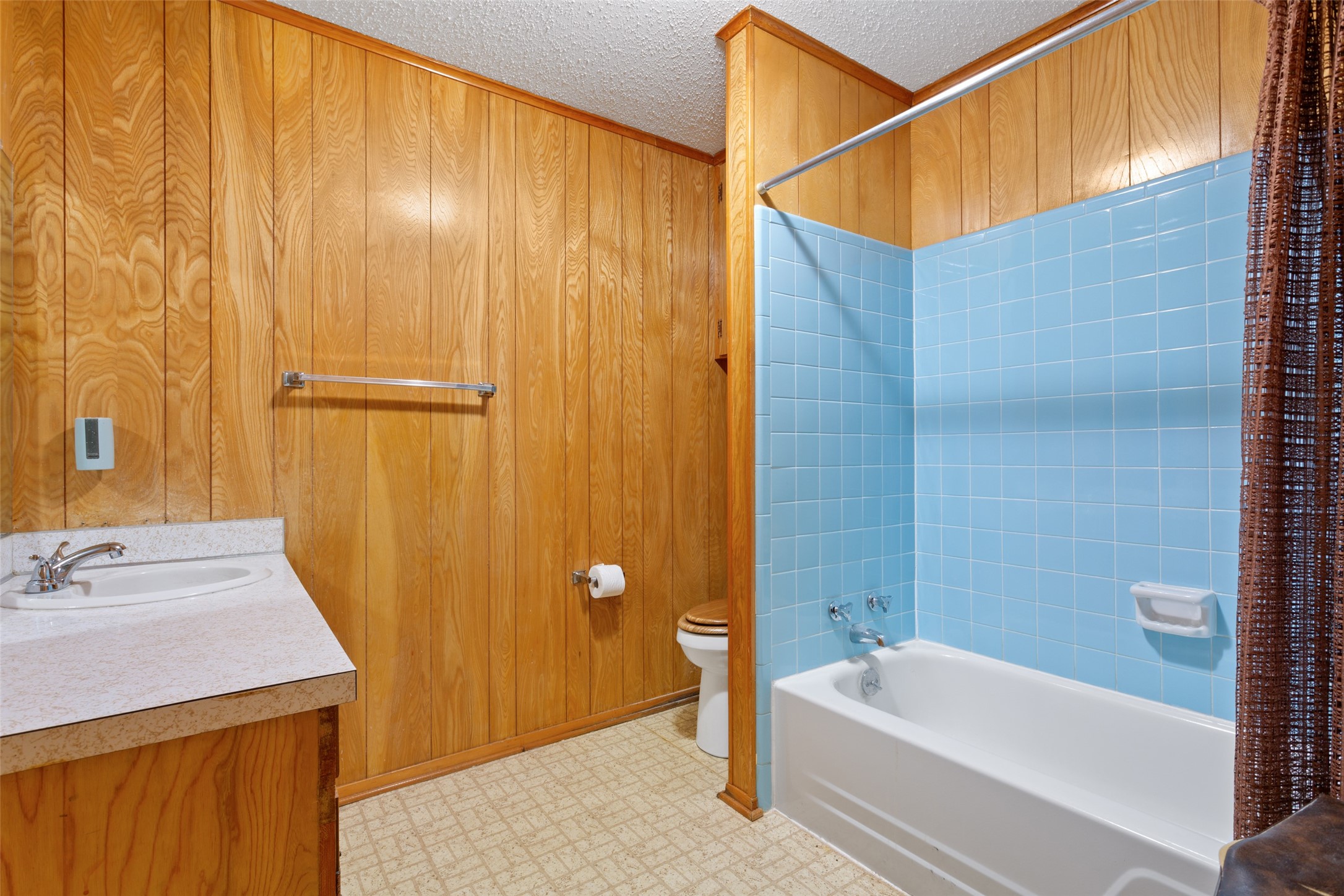 2416 Gary Lane Waco TX 76708