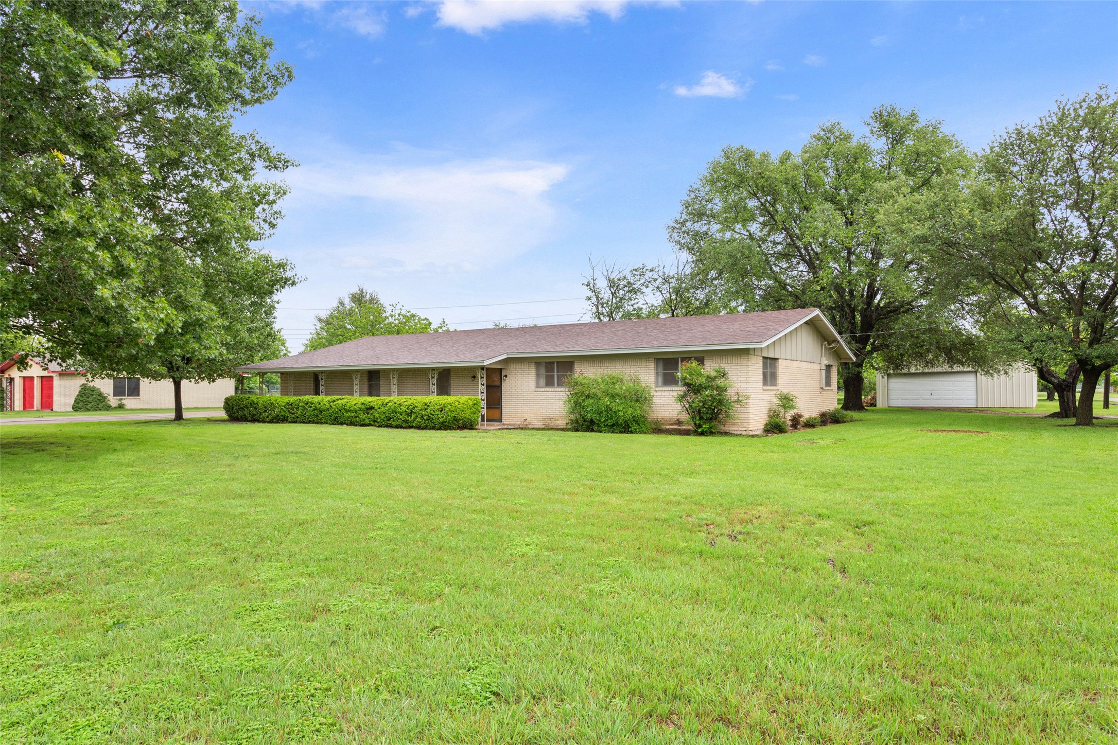 2416 Gary Lane Waco TX 76708