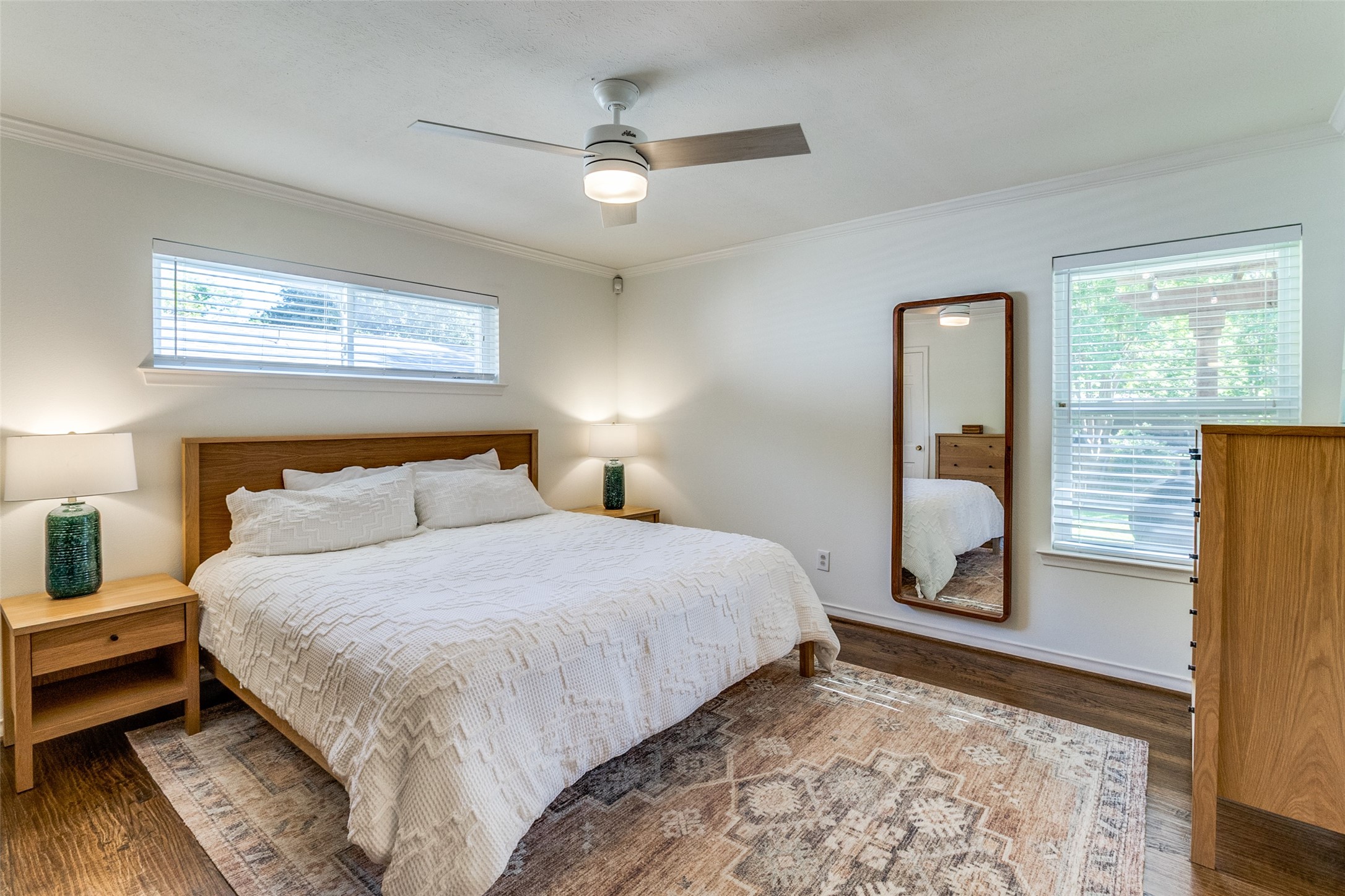 833 Overglen Drive Dallas TX 75218