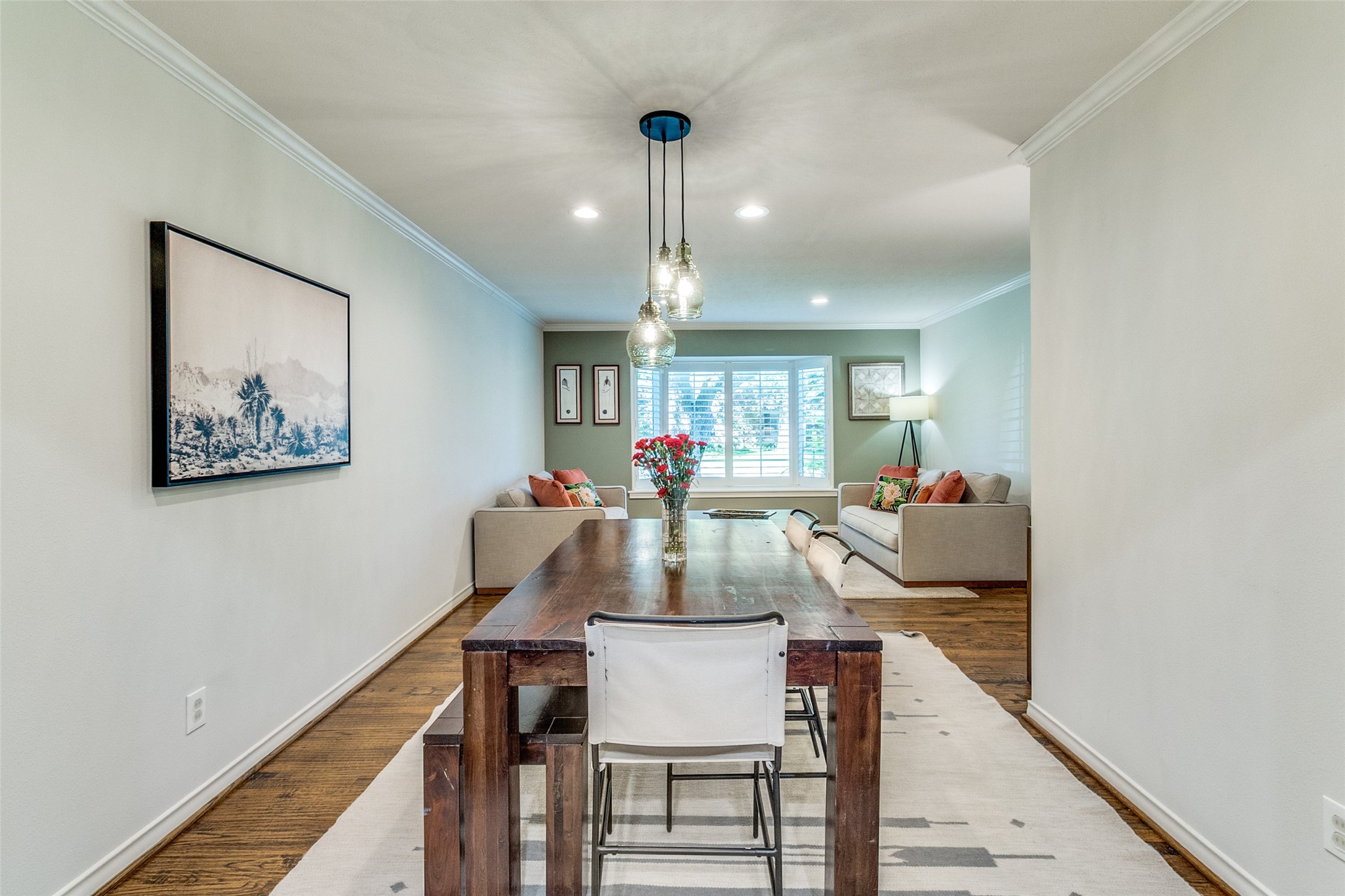 833 Overglen Drive Dallas TX 75218