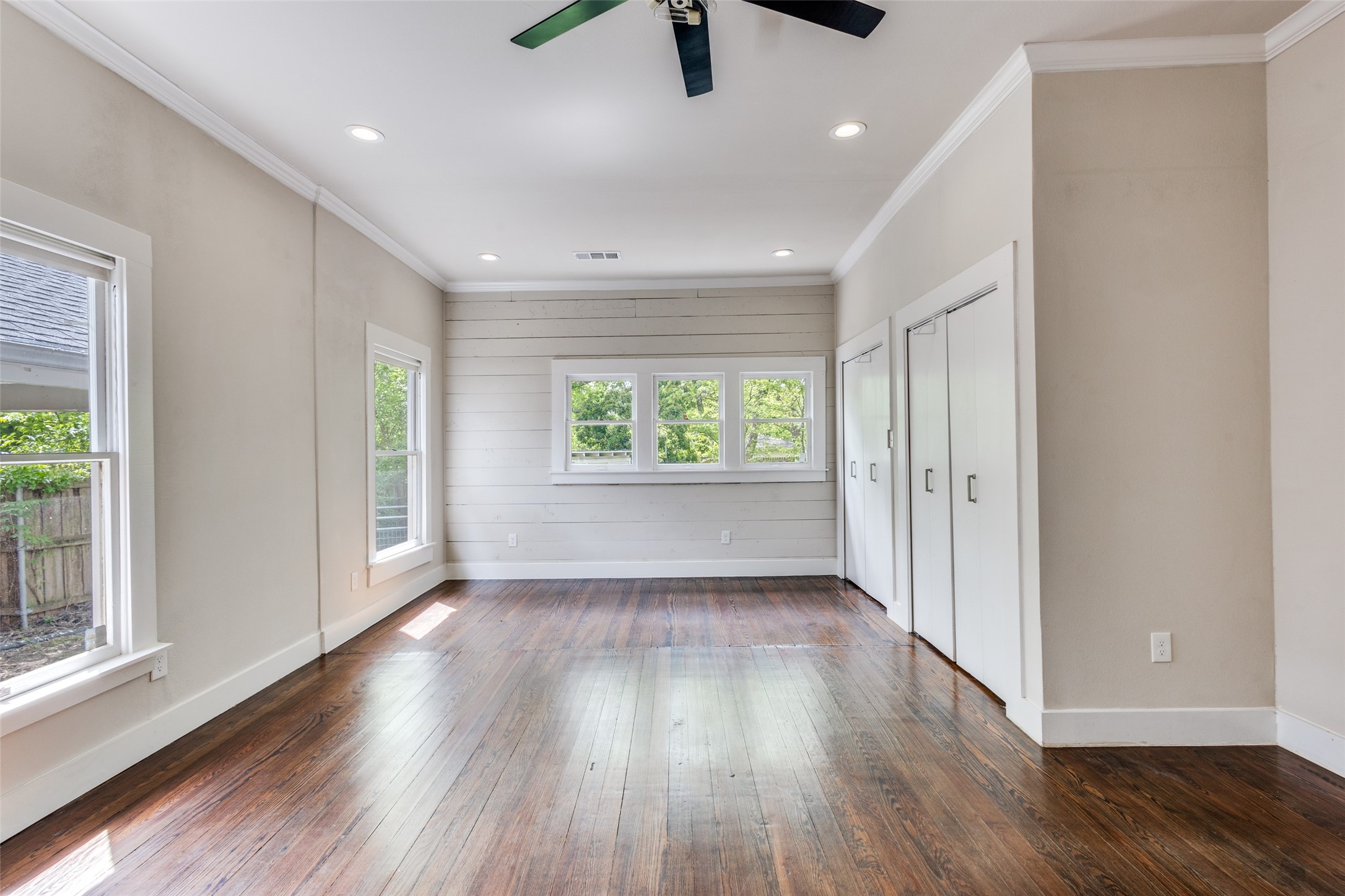 718 Parker Street Mckinney TX 75069