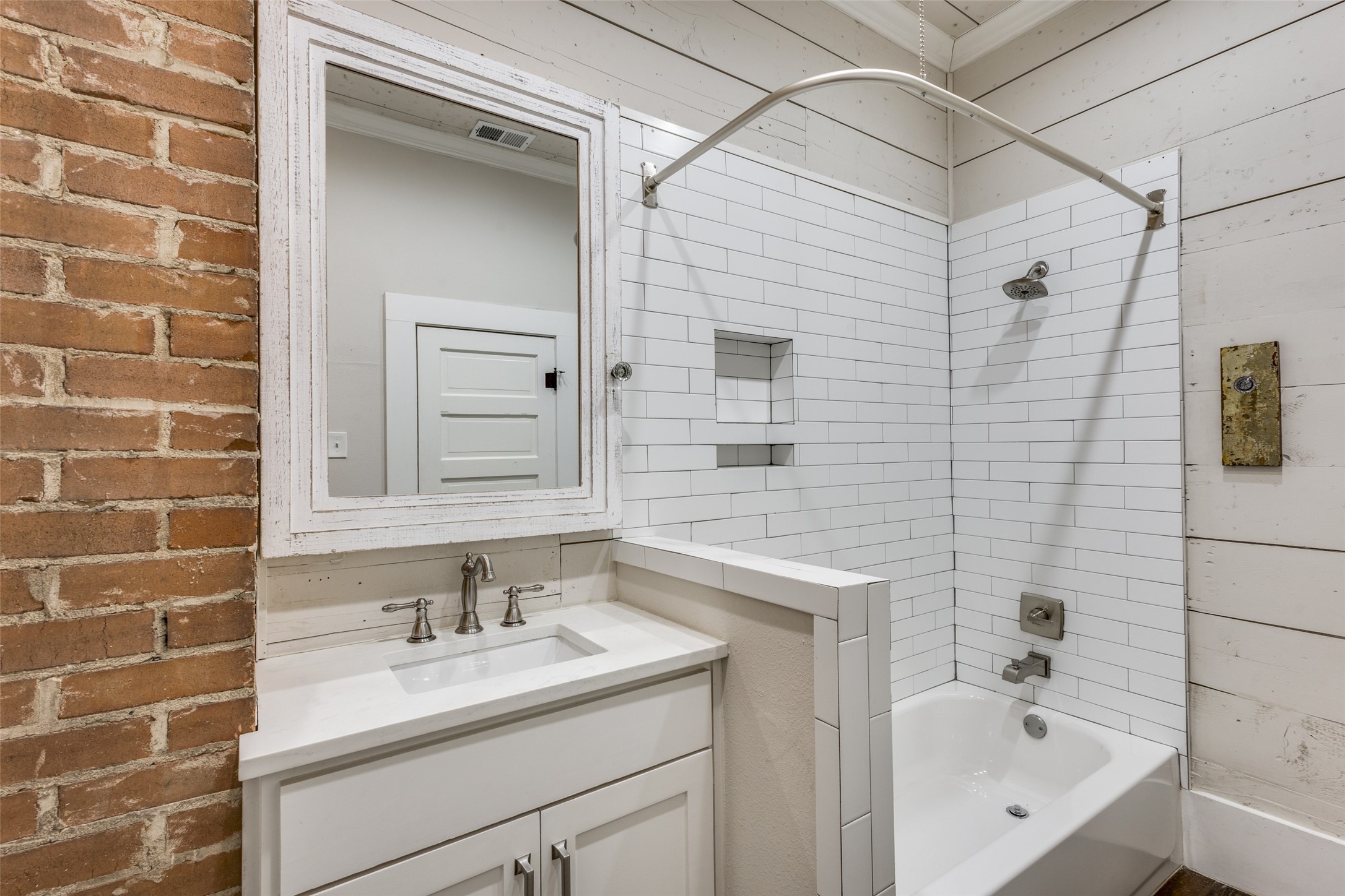 718 Parker Street Mckinney TX 75069