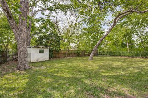 718 Parker Street Mckinney TX 75069