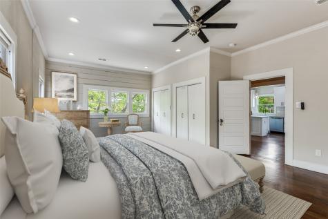 718 Parker Street Mckinney TX 75069