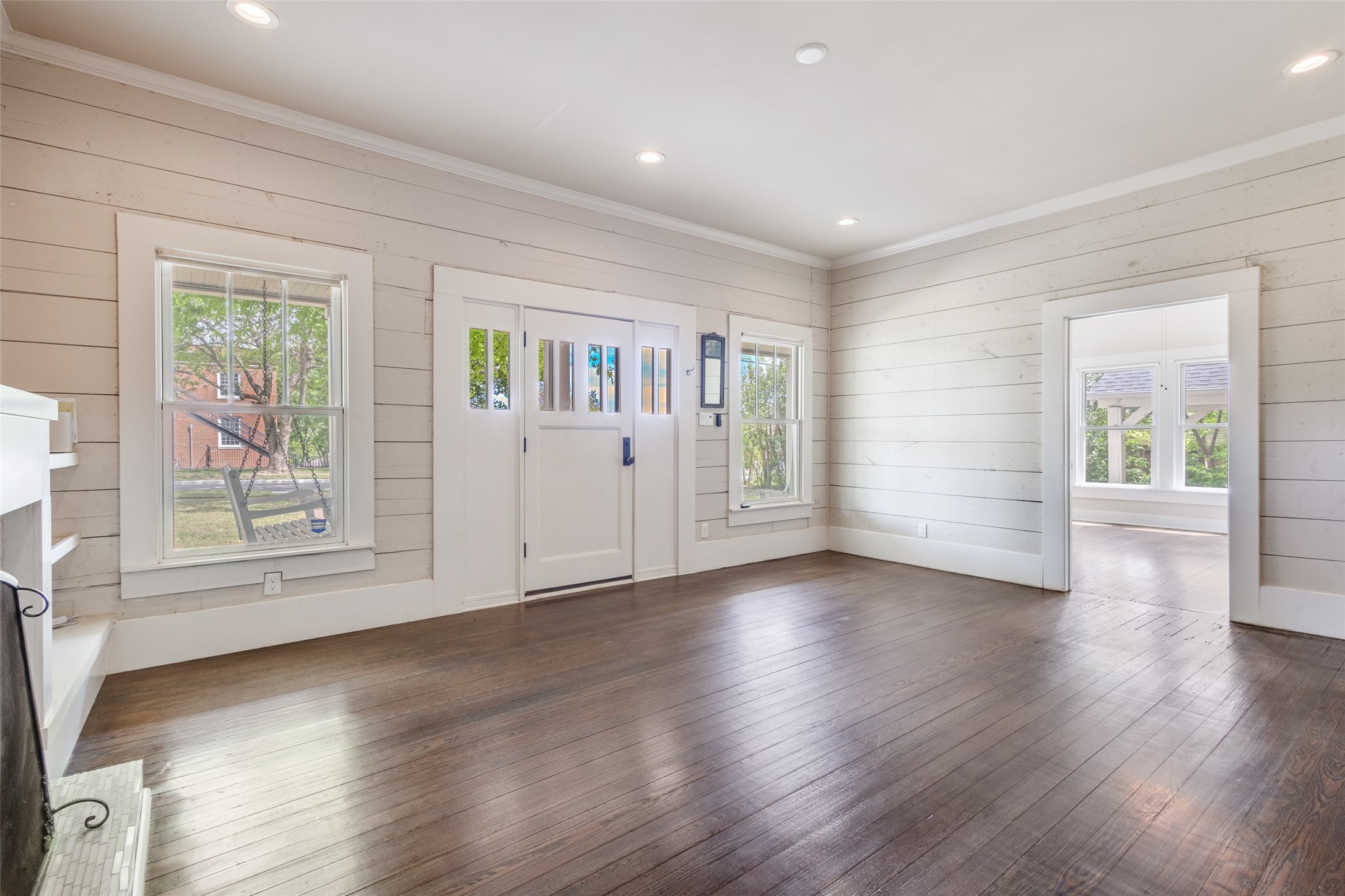 718 Parker Street Mckinney TX 75069
