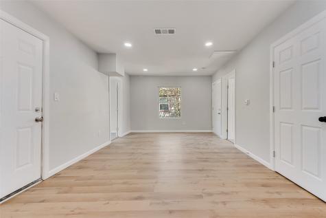 609 Marion Avenue Fort Worth TX 76104