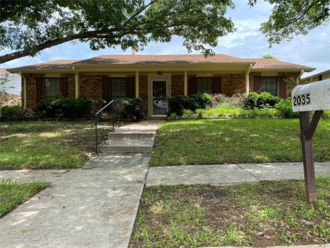 2035 Christie Lane Carrollton TX 75007