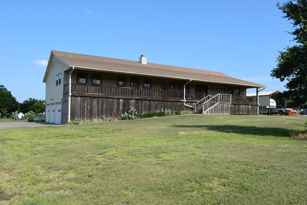 135 Red Oak Lane Trenton TX 75490