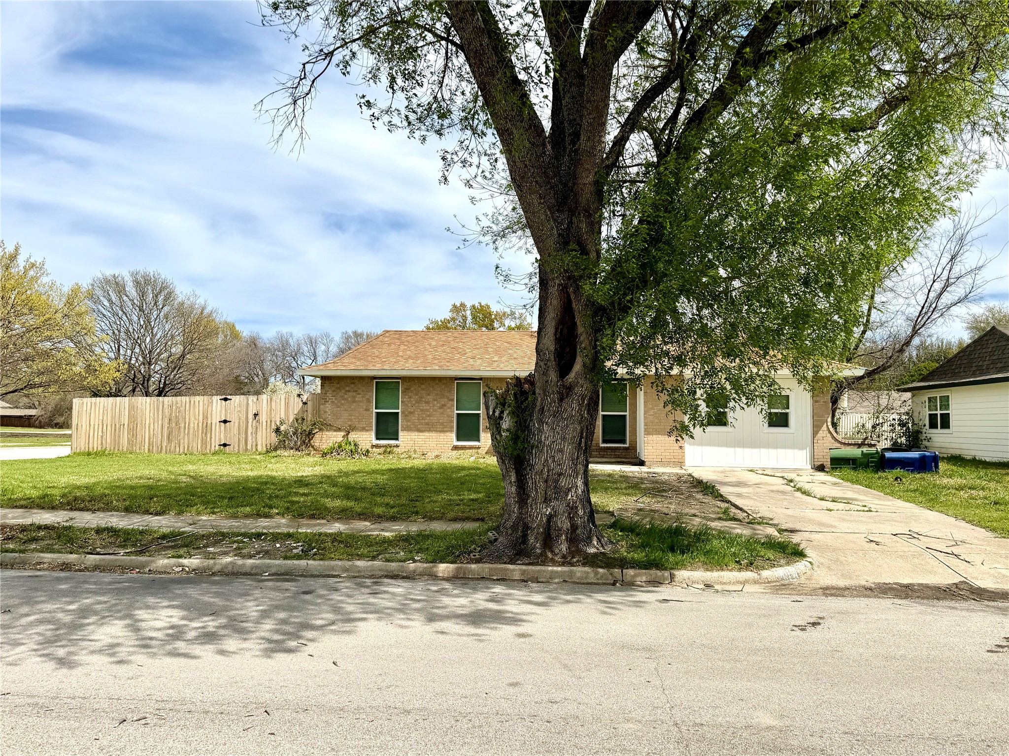 1801 Coleta Place Garland TX 75040