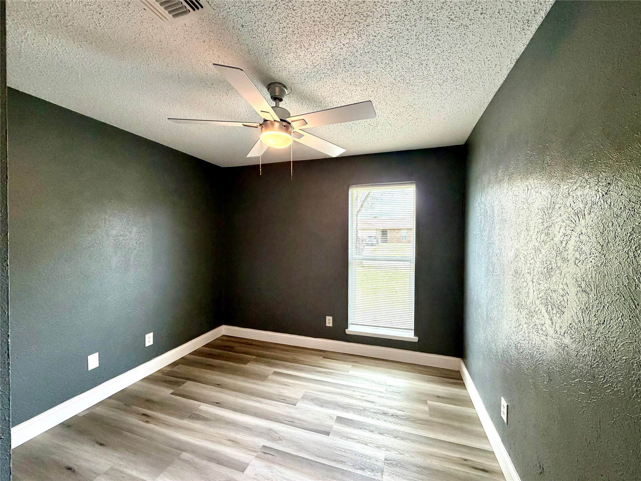 1801 Coleta Place Garland TX 75040