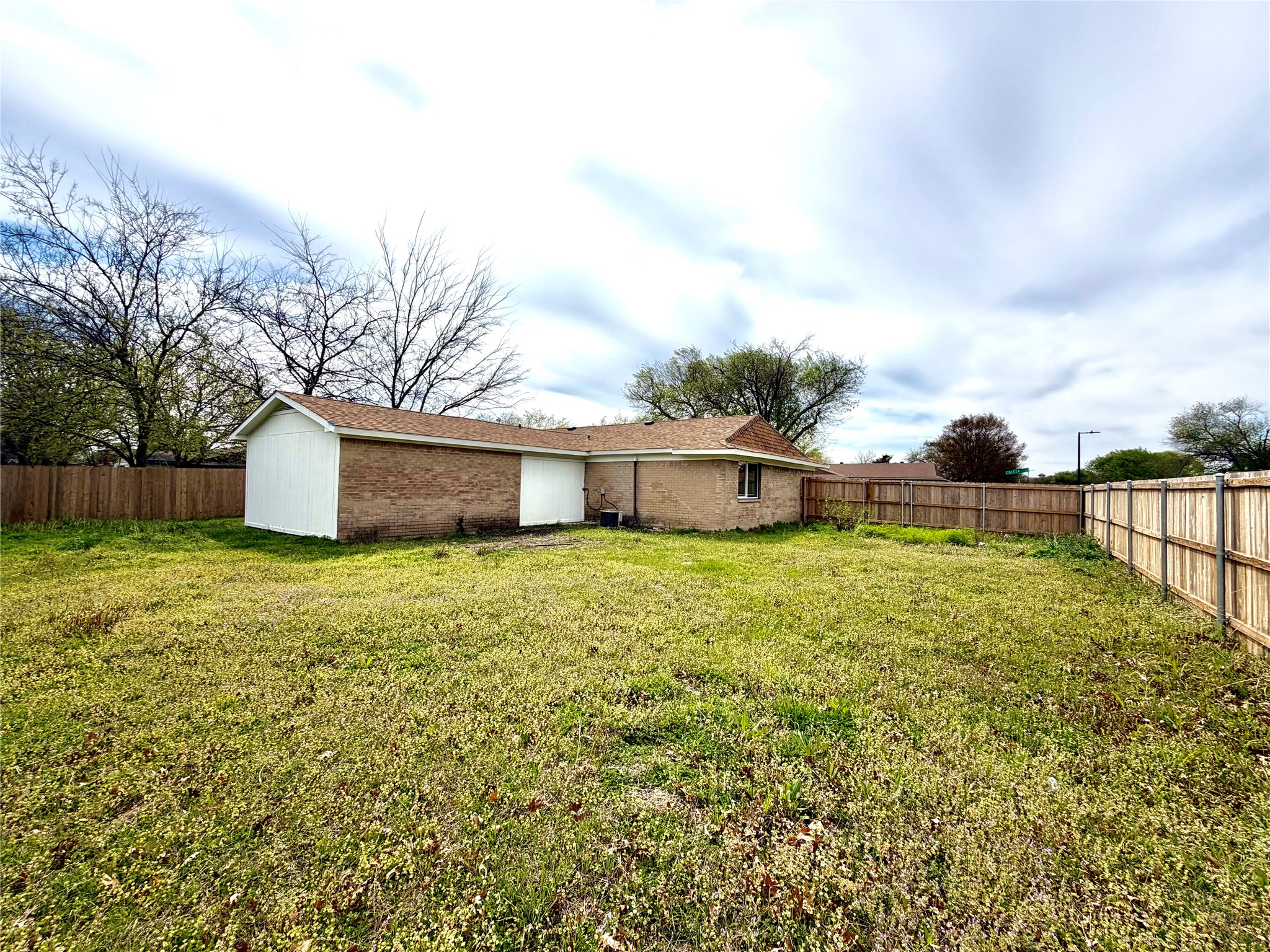 1801 Coleta Place Garland TX 75040