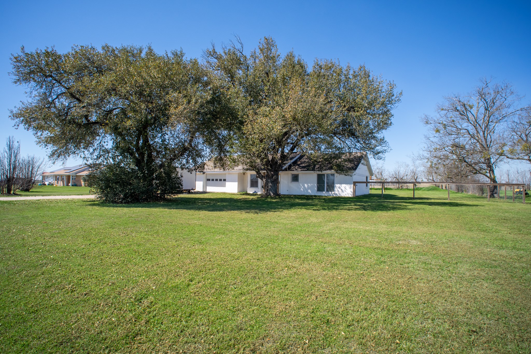 1916 S Highway 14 Groesbeck TX 76642