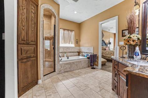 505 S Bluegrove Road Lancaster TX 75146