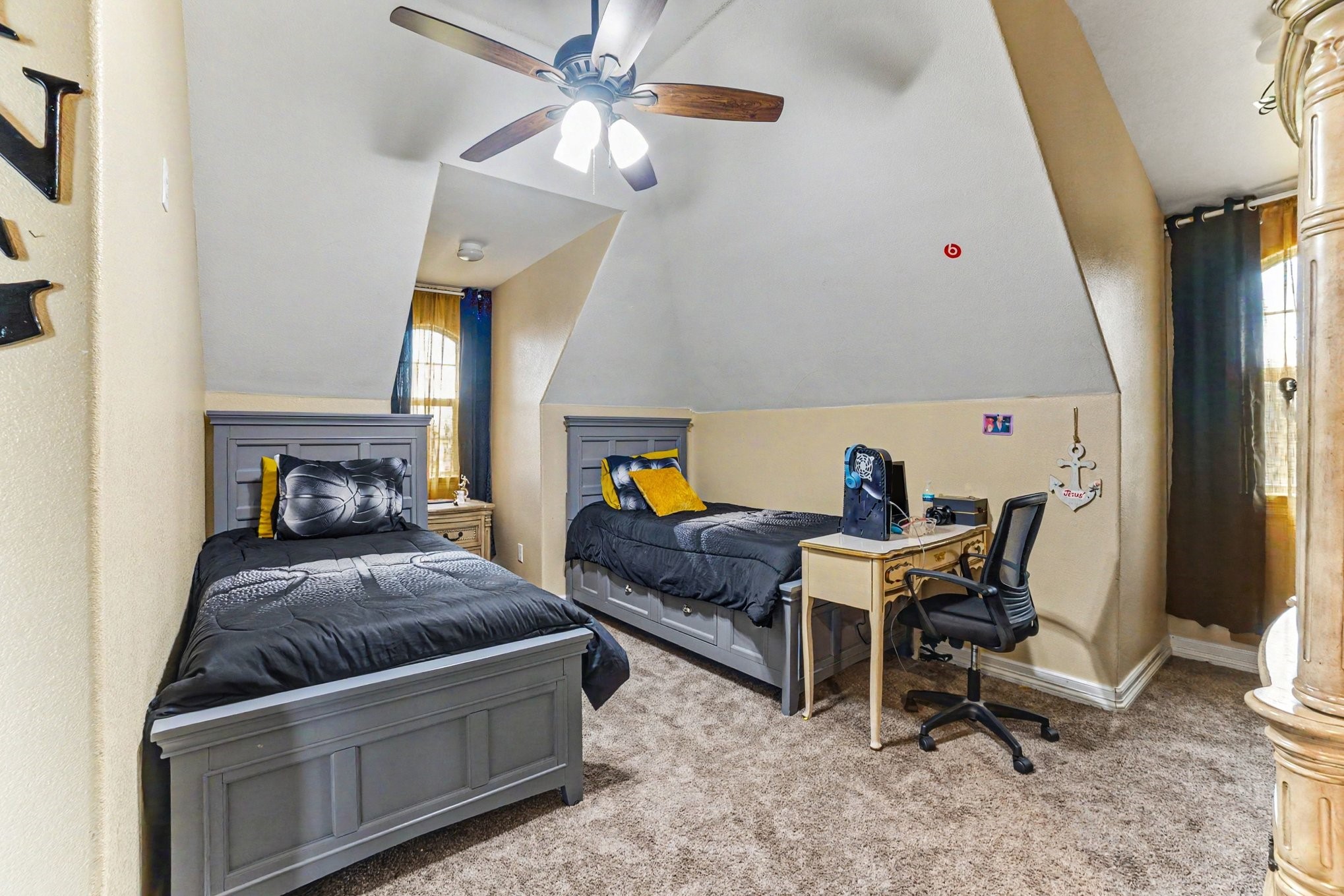 505 S Bluegrove Road Lancaster TX 75146