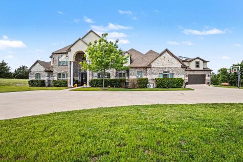 505 S Bluegrove Road Lancaster TX 75146
