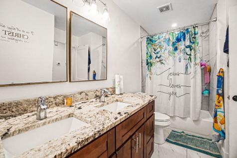 505 S Bluegrove Road Lancaster TX 75146
