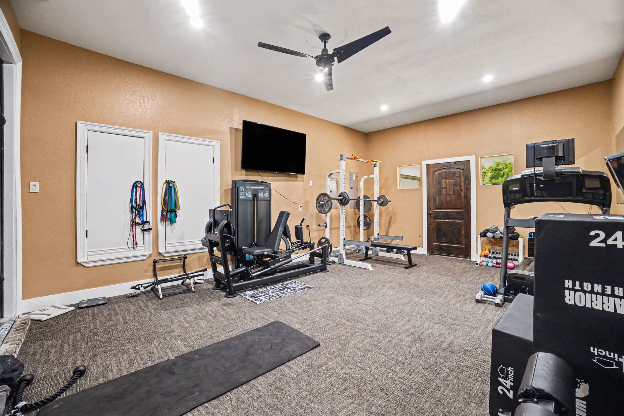 505 S Bluegrove Road Lancaster TX 75146