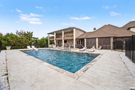 505 S Bluegrove Road Lancaster TX 75146