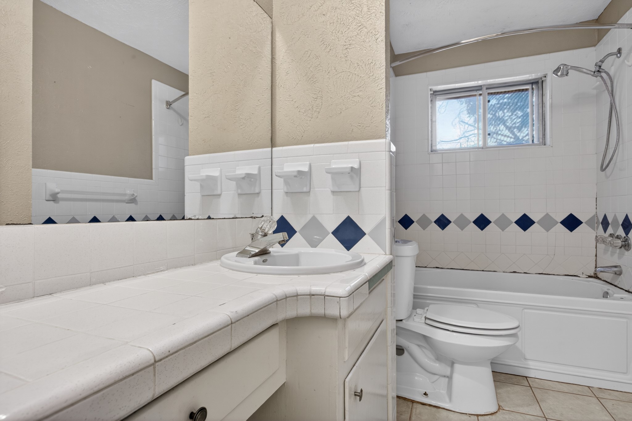 5732 Bonnie Wayne Street Haltom City TX 76117