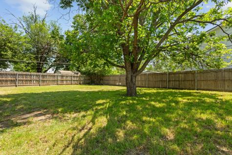 5732 Bonnie Wayne Street Haltom City TX 76117
