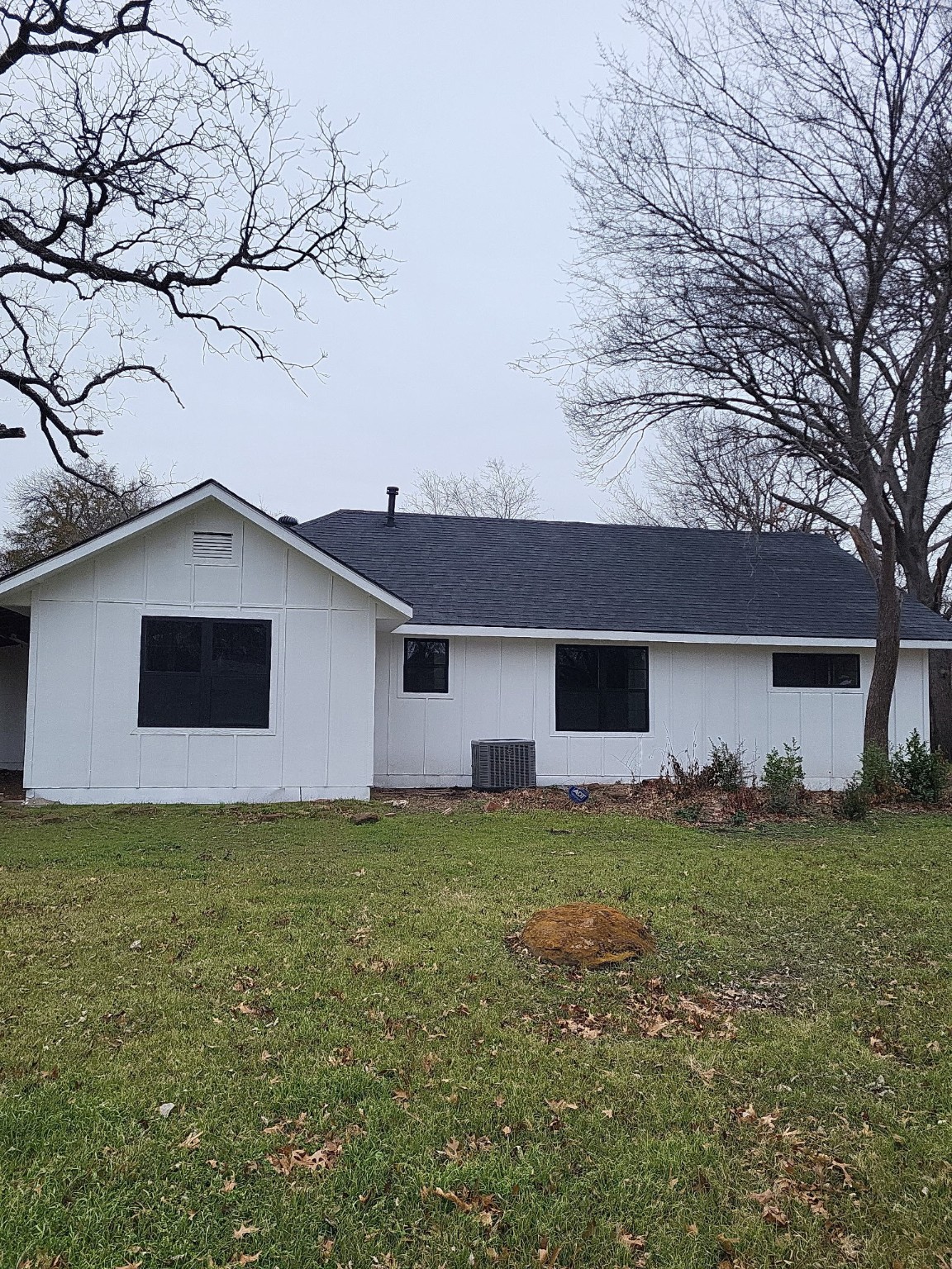 1708 S Davis Drive Arlington TX 76013