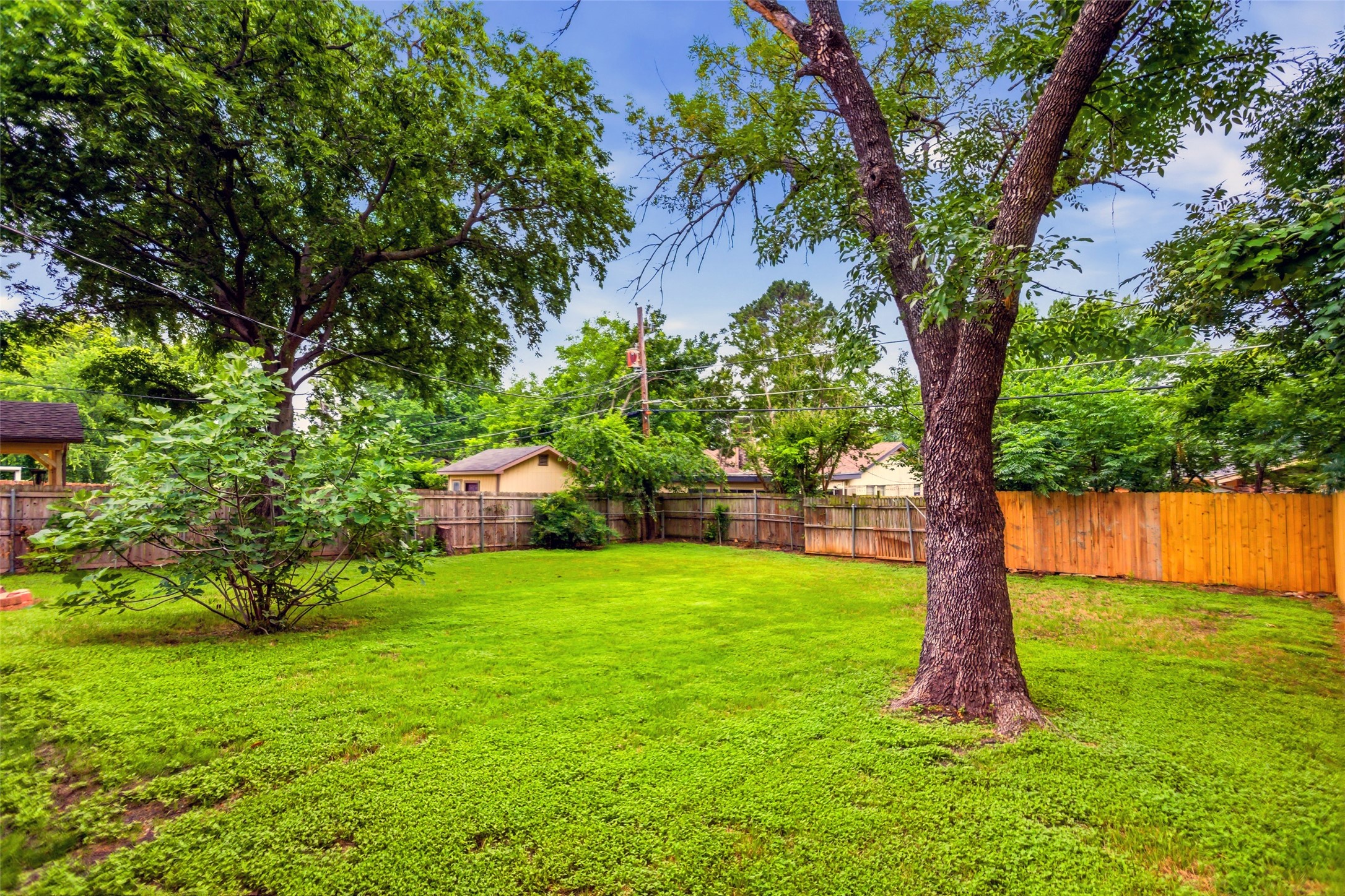 2004 Alan A Dale Road Arlington TX 76013
