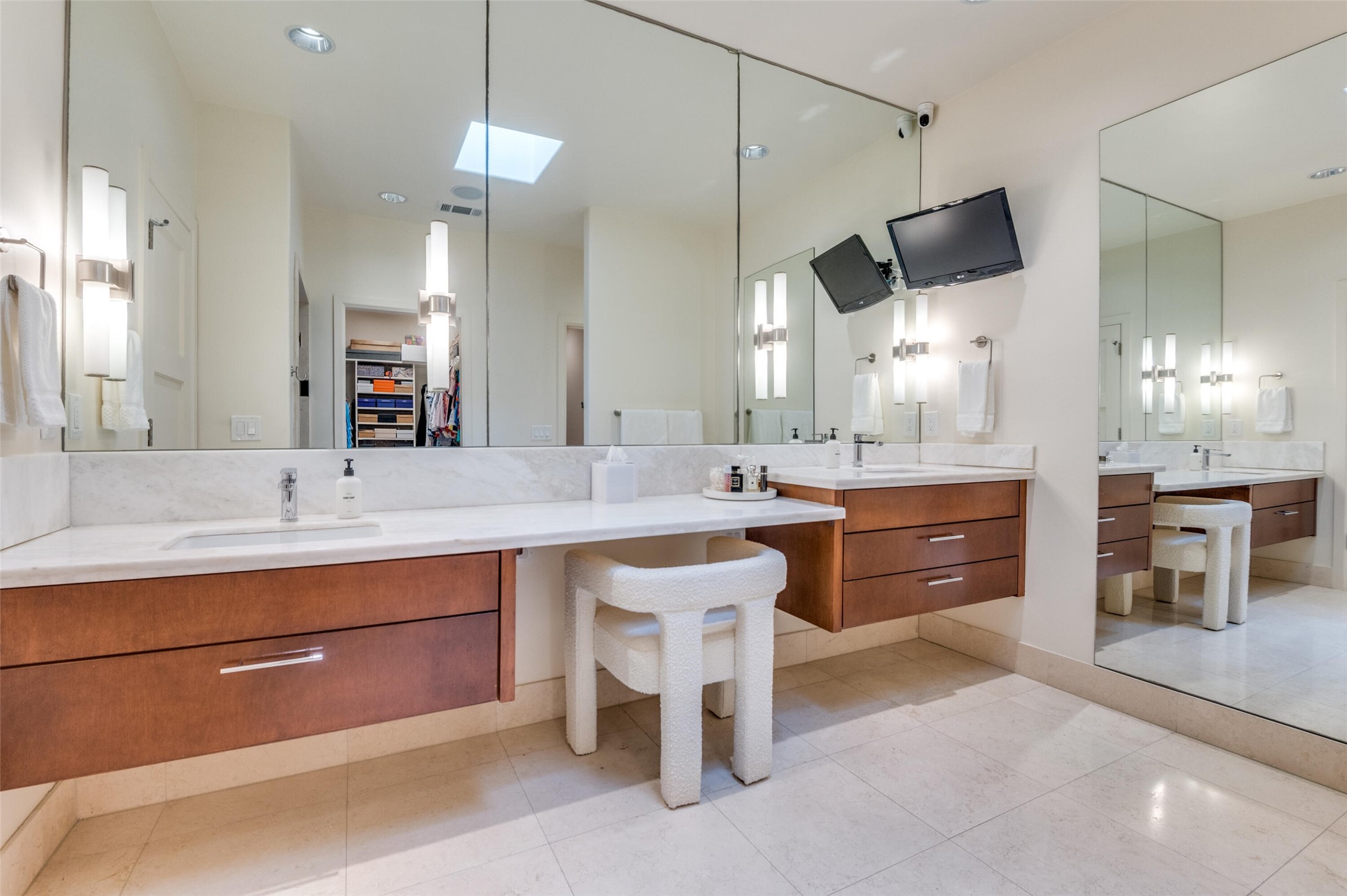 4446 Taos Road Dallas TX 75209