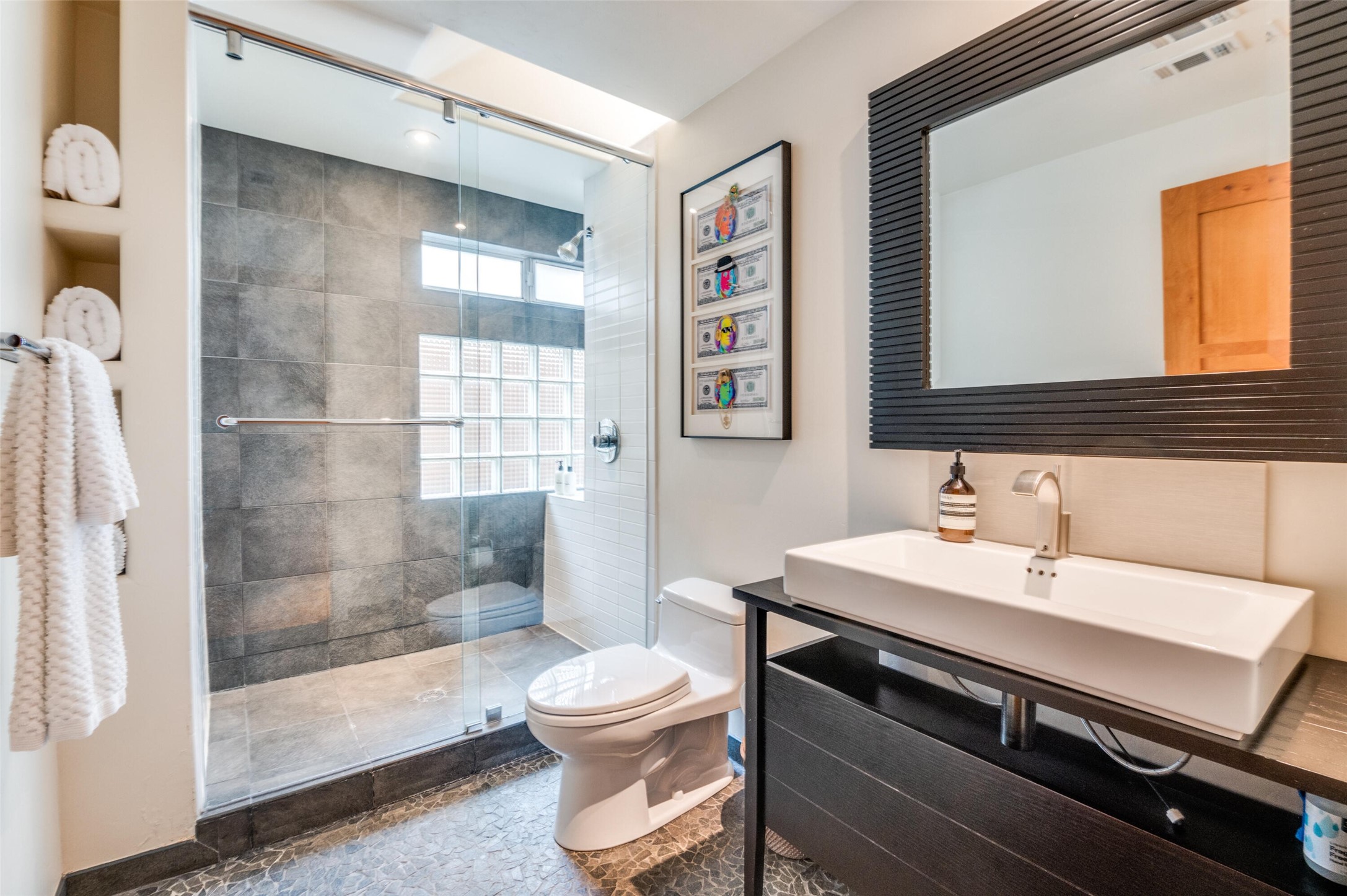 4446 Taos Road Dallas TX 75209