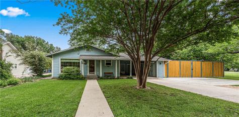 109 W Live Oak Street Hutto TX 78634