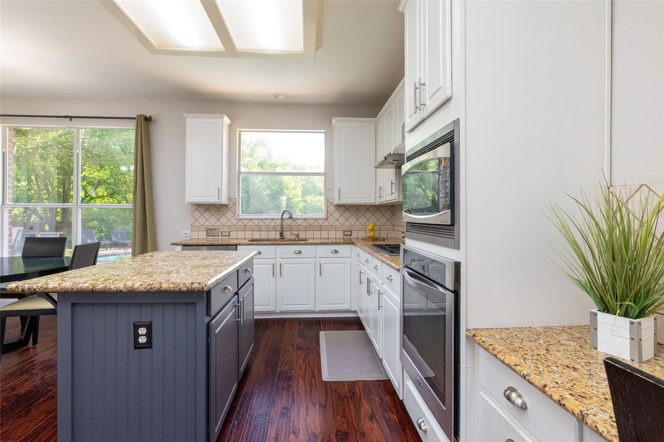 5732 Chelmsford Trail Arlington TX 76018