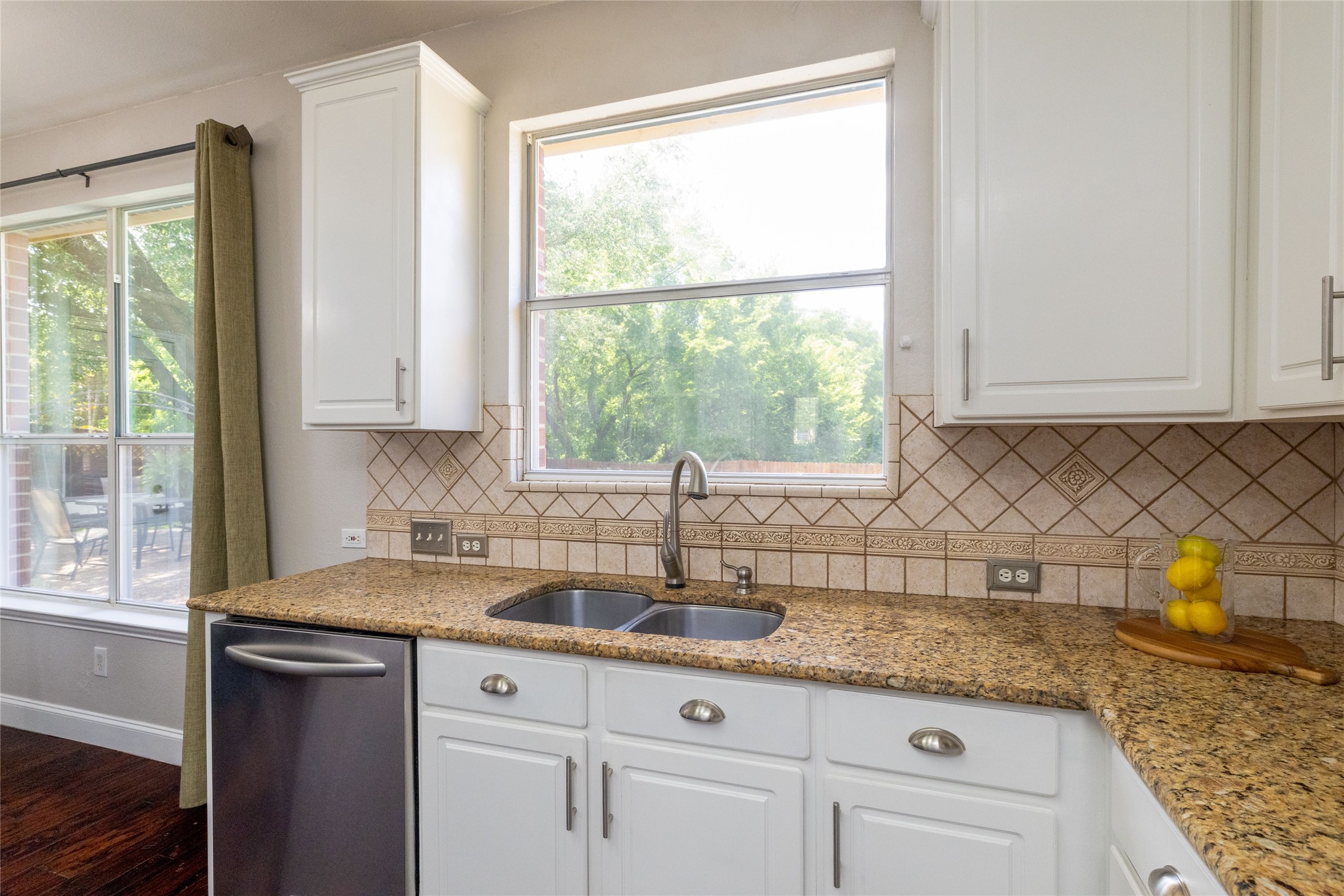 5732 Chelmsford Trail Arlington TX 76018
