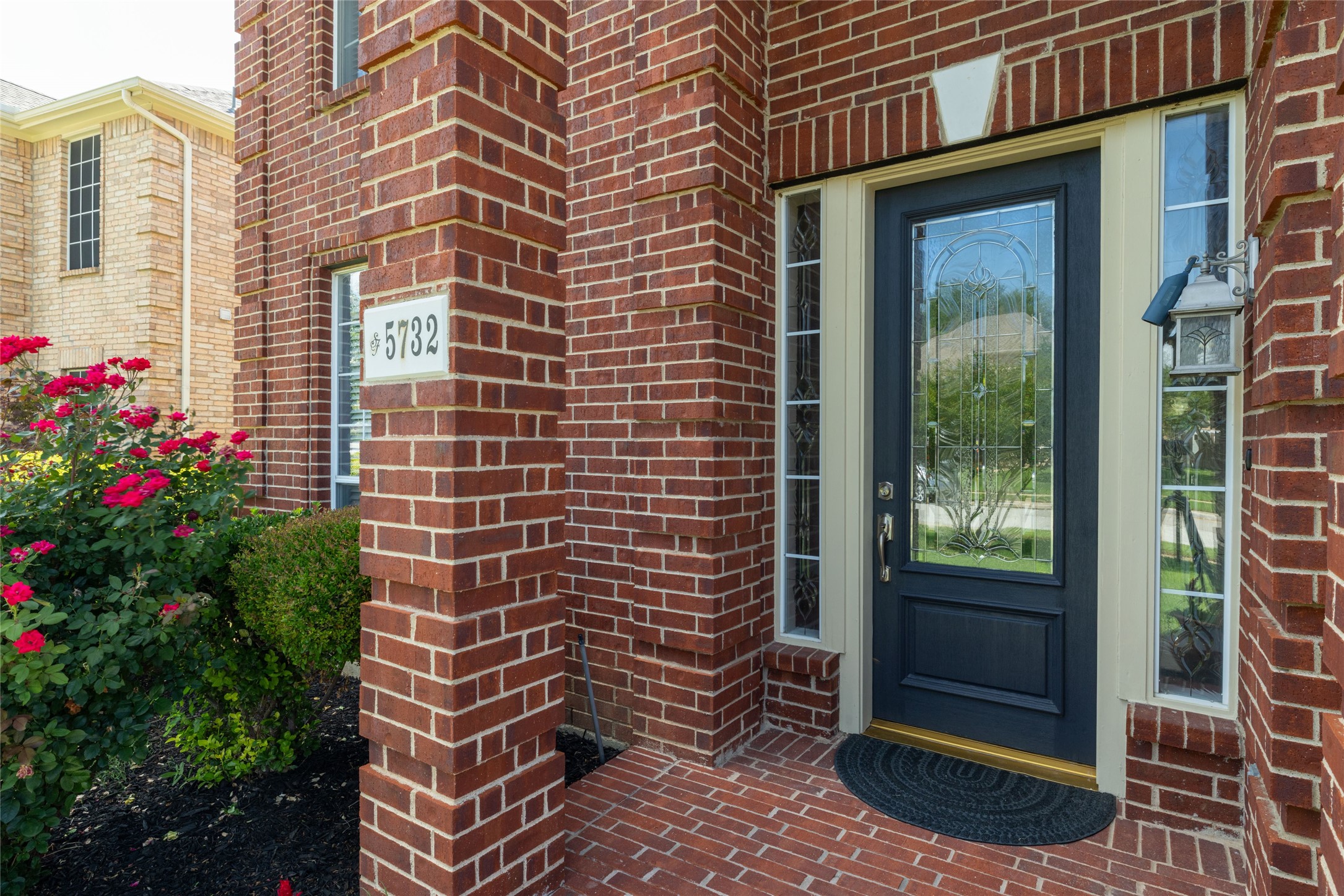 5732 Chelmsford Trail Arlington TX 76018