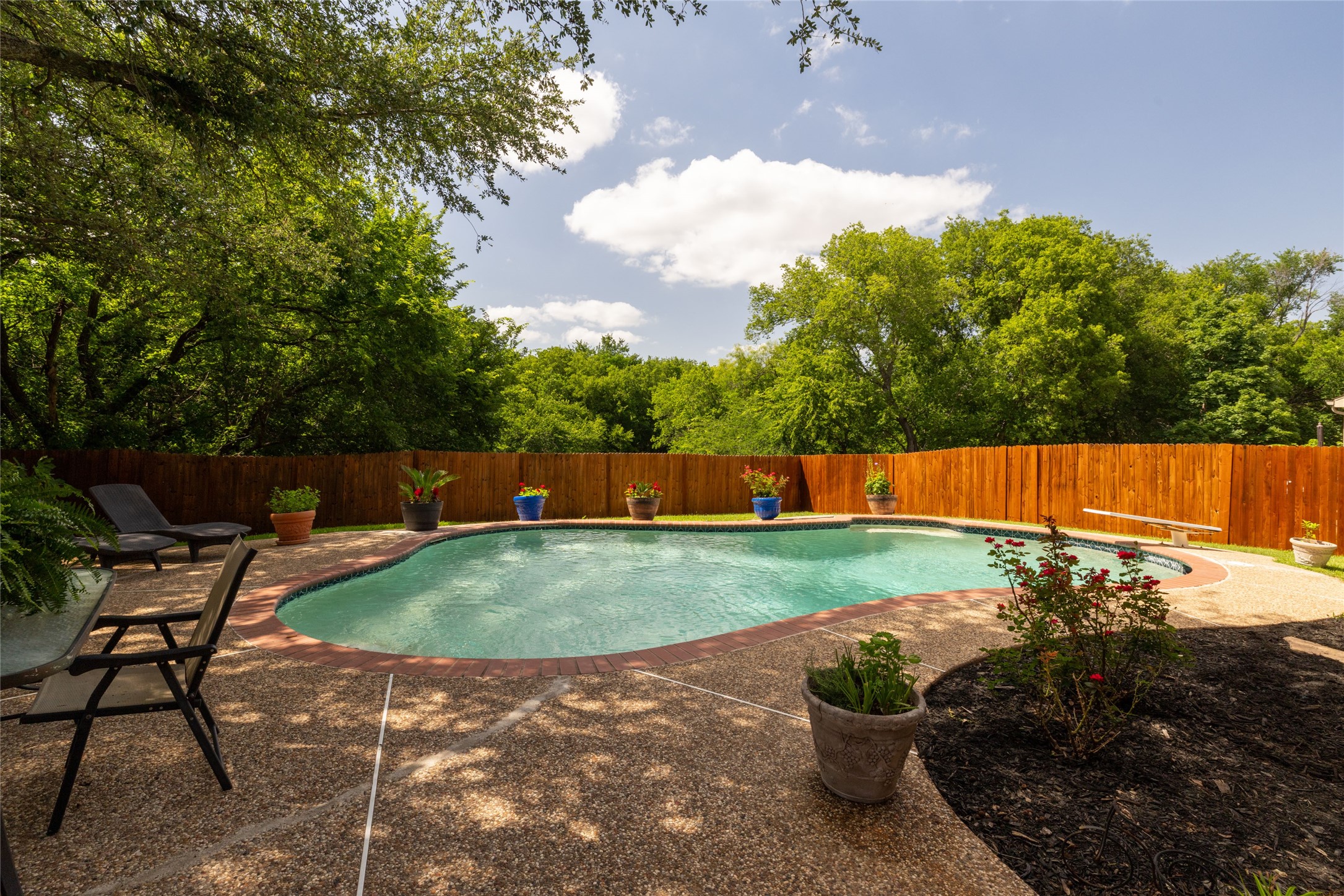 5732 Chelmsford Trail Arlington TX 76018
