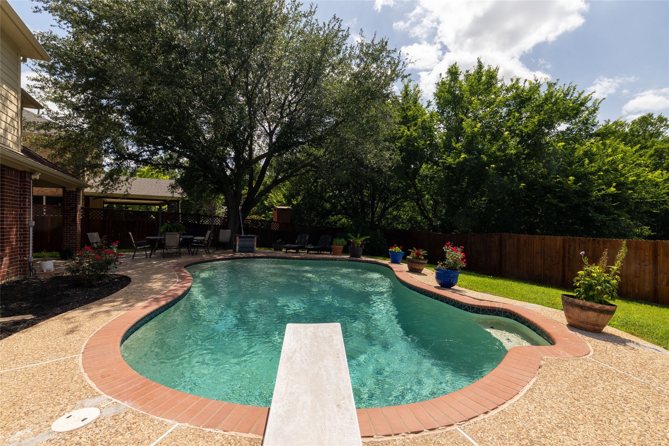 5732 Chelmsford Trail Arlington TX 76018