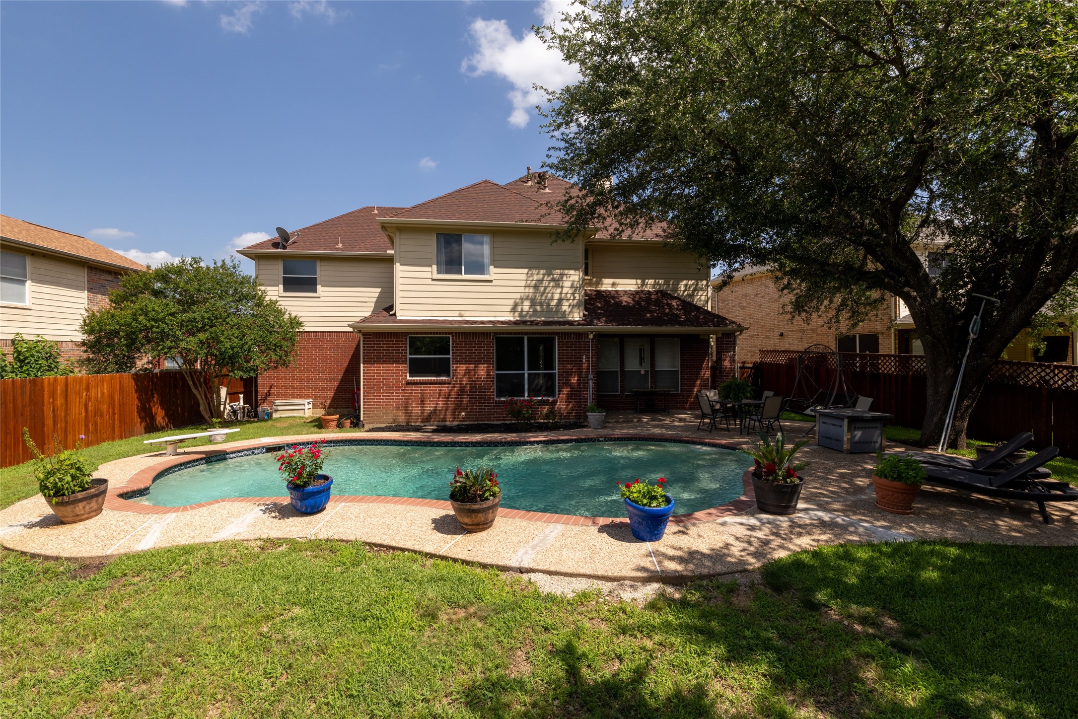 5732 Chelmsford Trail Arlington TX 76018
