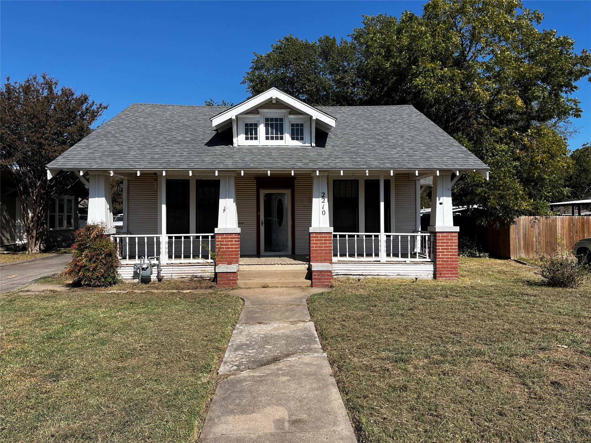 2210 Stanford Street Greenville TX 75401