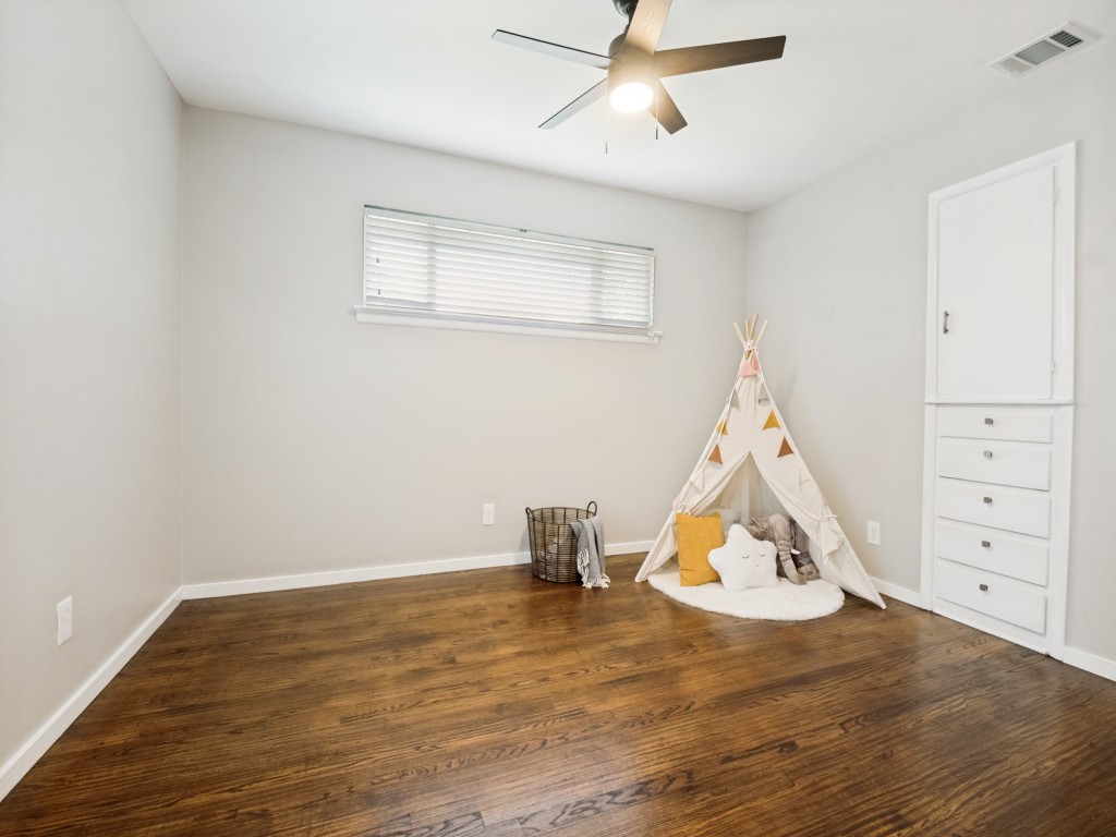 3228 Cedarcroft Lane Dallas TX 75233